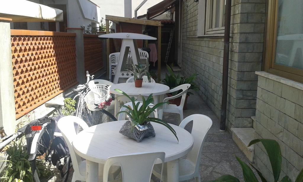 Hotel Ristorante La Terrazza Λίντο ντι Καμαϊόρε Εξωτερικό φωτογραφία